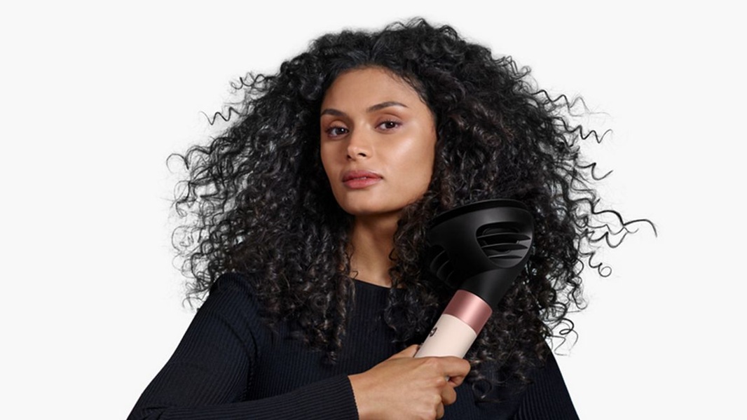 Dyson-Airwrap-Complete-Ceramic-Pink-Rose-Gold-Curly-Coily-ID-601925-styler-5