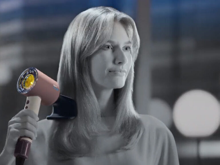 Dyson-Supersonic-Nural-Amber-Silk-Champagne-Curly-Coily-HD16-143709-fen-za-kosu-4